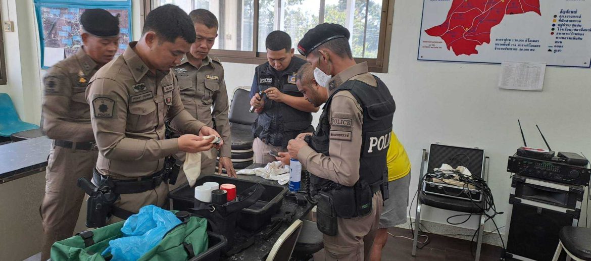 LINE_ALBUM_ตรวจอาวุธปืน_๒๔๐๔๐๘_3